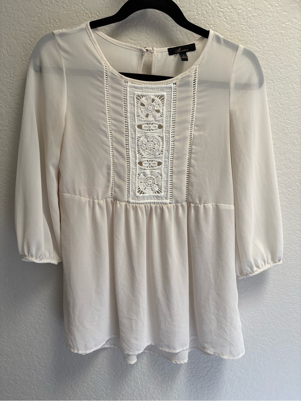 Monteau Ivory Crochet-Panel Peasant Blouse